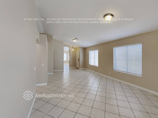 Foto del edificio - 3413 Travelers Ct