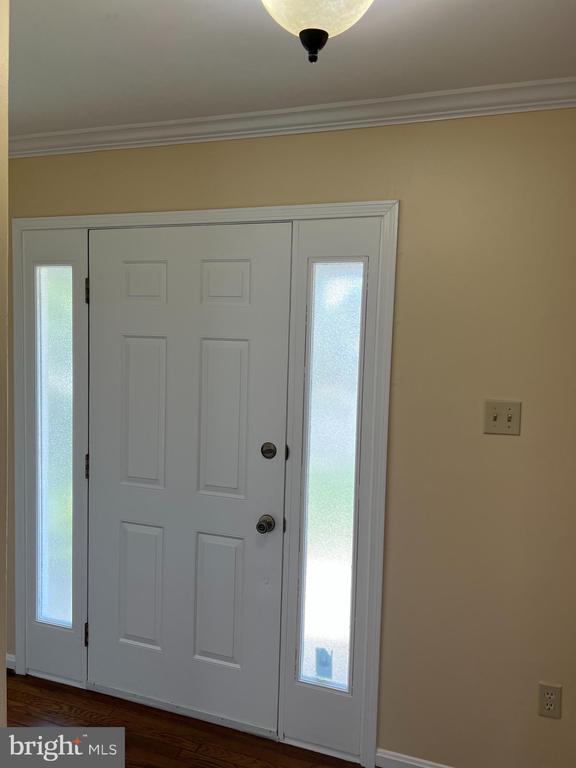 Foto del edificio - 6824 Silassie Ct