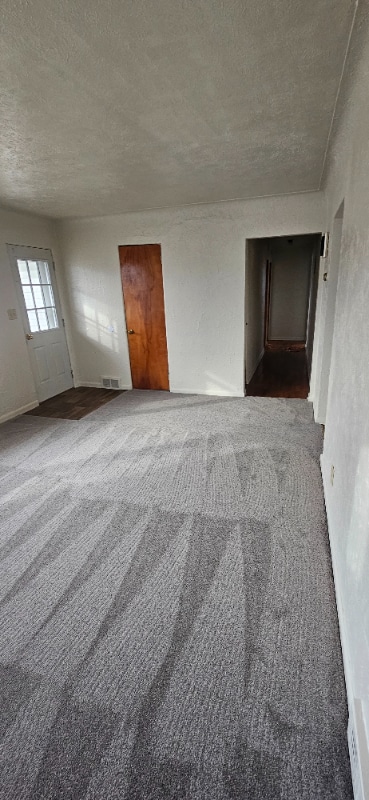 Building Photo - 11076 Main St