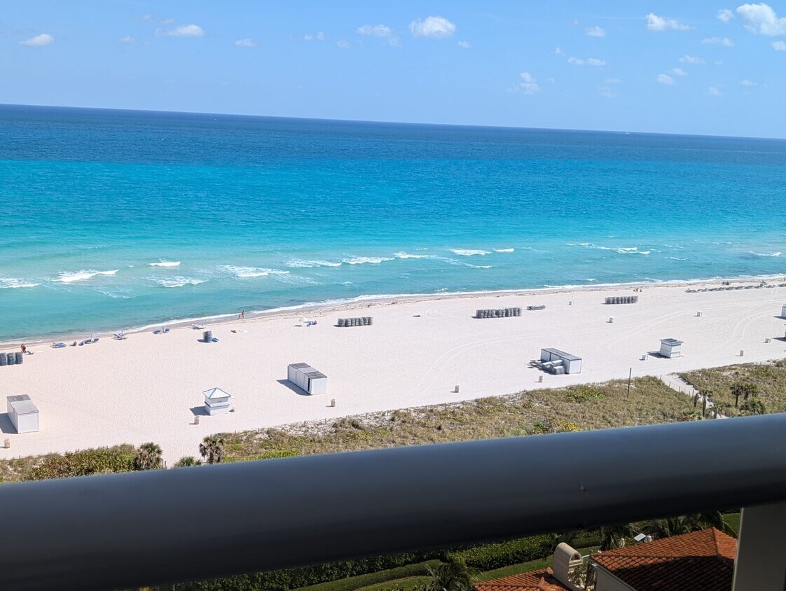 Foto principal - 6039 Collins Ave