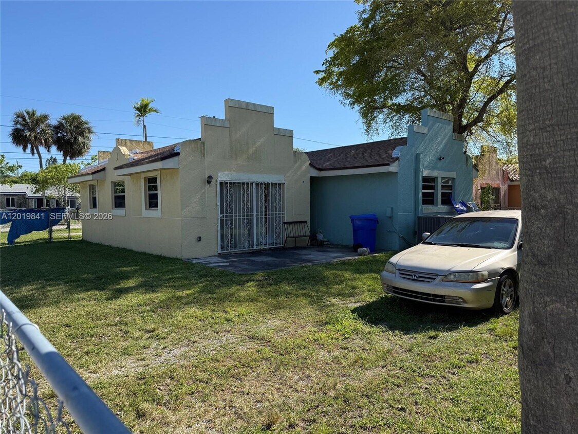 Foto del edificio - 1501 NW 57th St