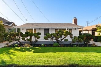 Building Photo - 336 W Hillcrest Blvd