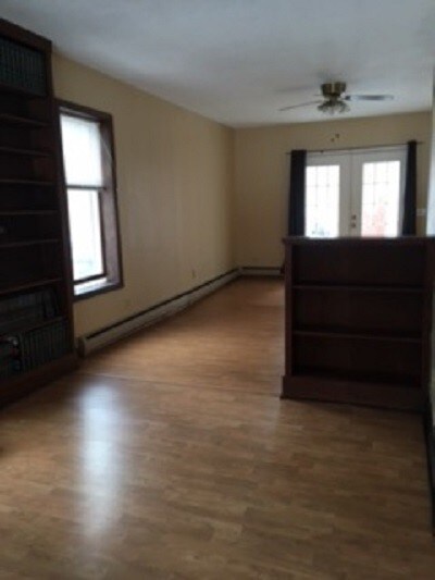Primary Photo - 90 Stroudwater St