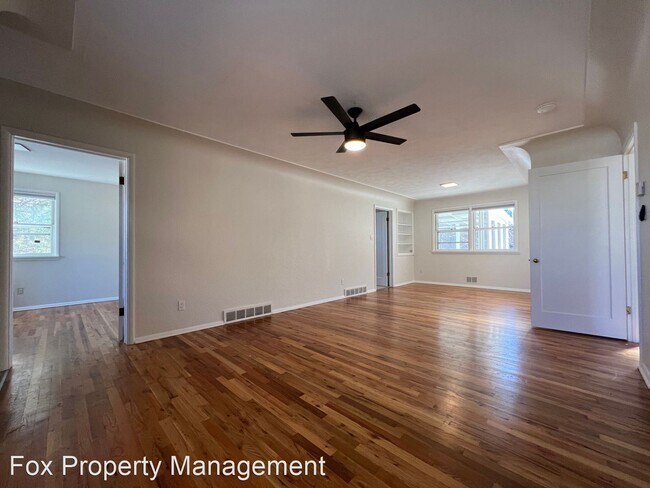 Building Photo - 3 br, 2 bath House - 410 Iris Avenue