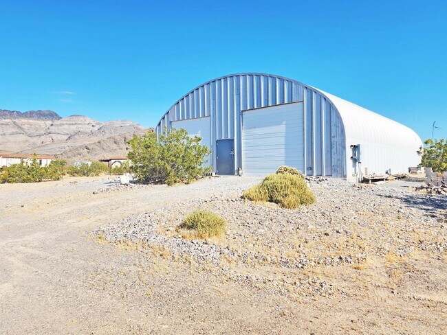 Building Photo - 1320 E Carrol St