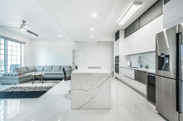 Building Photo - 3225 Turtle Creek Blvd