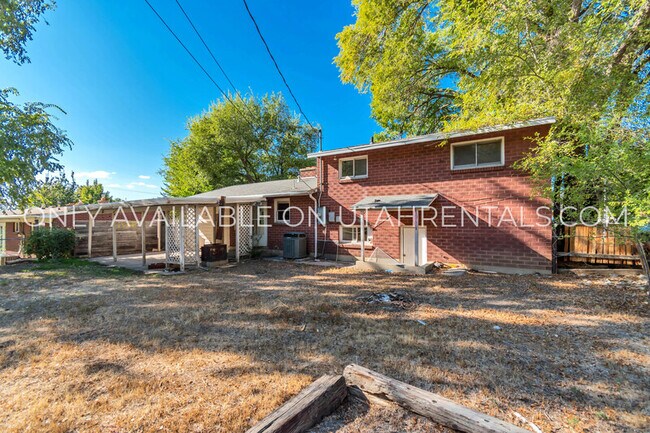 Building Photo - 278 E 2100 N