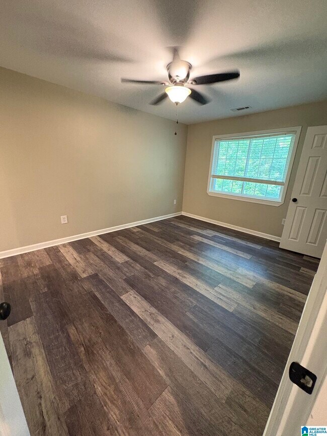 Foto del edificio - 2087 Montreat Cir