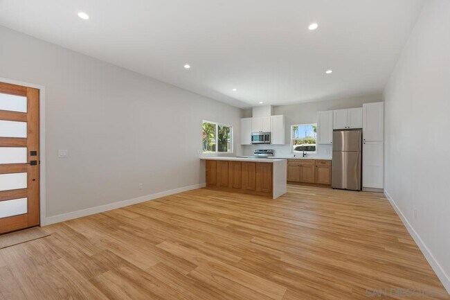Foto del edificio - 1489 Fern Ave