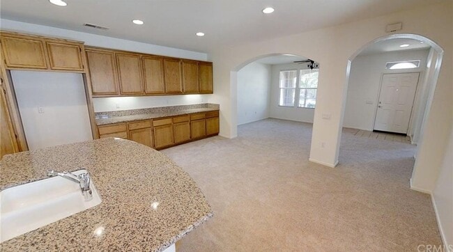 Building Photo - Wonderful 55+ 3 Bedroom 2 Bathroom In "Four Seasons" Of Hemet!