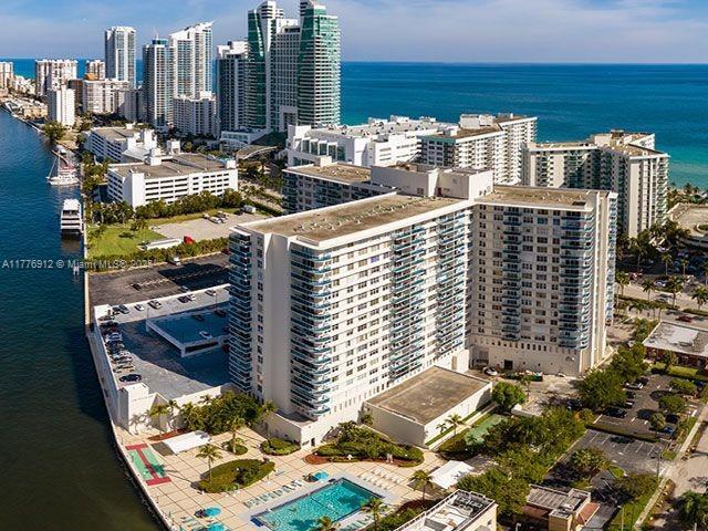 Foto principal - 3800 S Ocean Dr