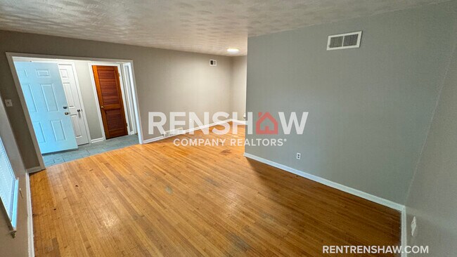 Foto del edificio - 4933 Teal Ave