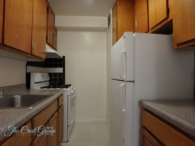 Foto del edificio - 3250 70th St