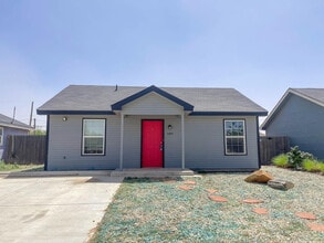 Building Photo - 2705 Cornell St