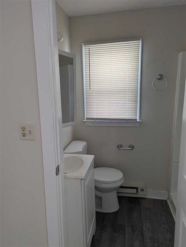 Building Photo - 15D Village St-