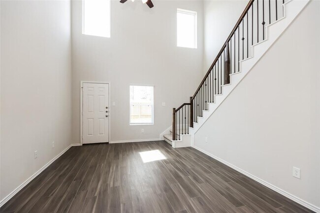 Foto del edificio - 15304 Estrella Rd E