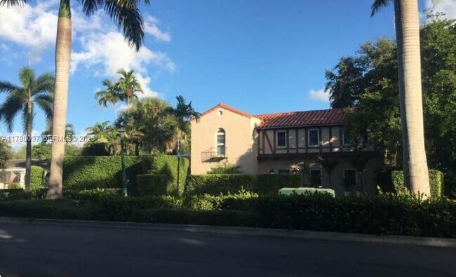 Foto del edificio - 339 NE 96th St