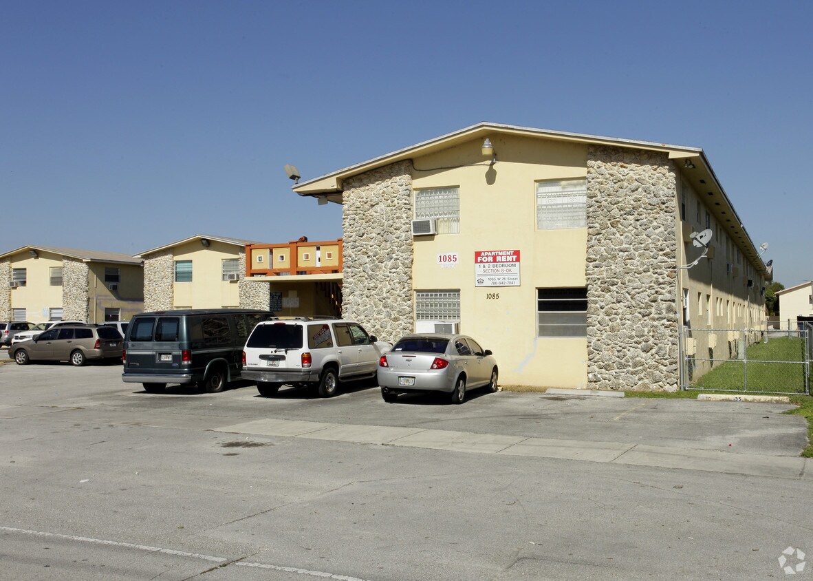Foto del edificio - 1085 W 76th St