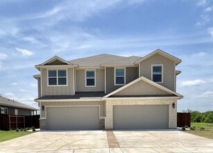 Building Photo - 604 Harvest Moon Dr