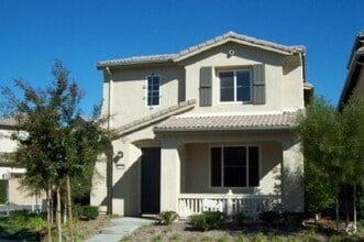 Building Photo - 28785 S Lake Dr