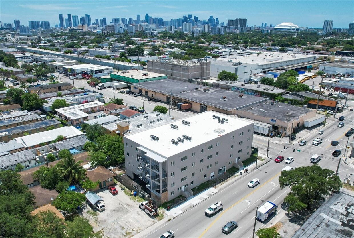Primary Photo - 2311 NW 22nd Ave