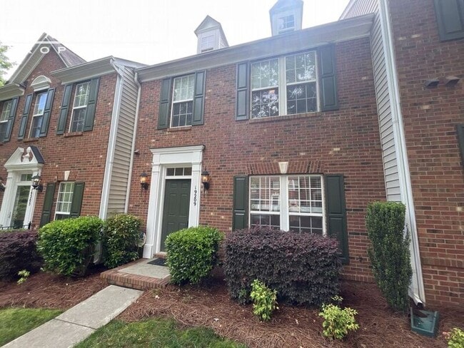 Building Photo - 19209 Lake Norman Cove Dr