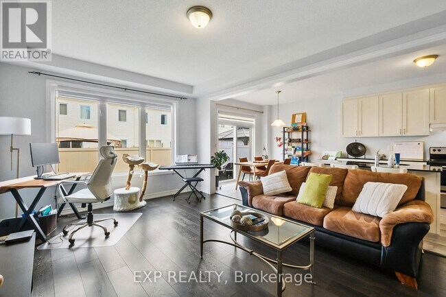 Building Photo - 130 Mandalay St