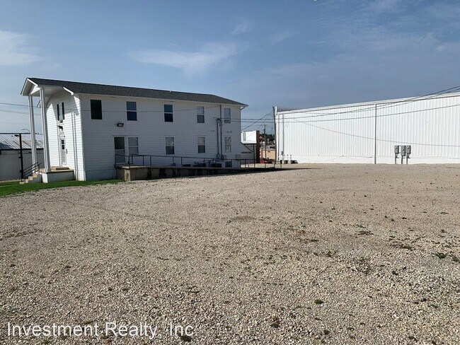 Foto del edificio - 9 br, 4 bath House - 605 N State St
