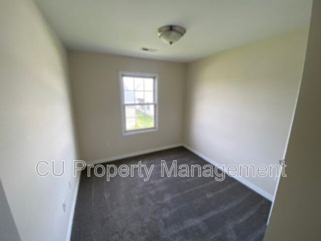 Building Photo - 3328 Stoneway Ct