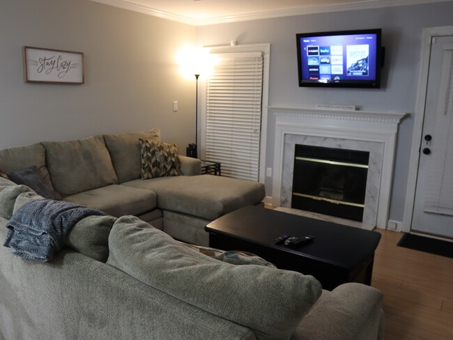 Building Photo - 2106 Trailridge Ct