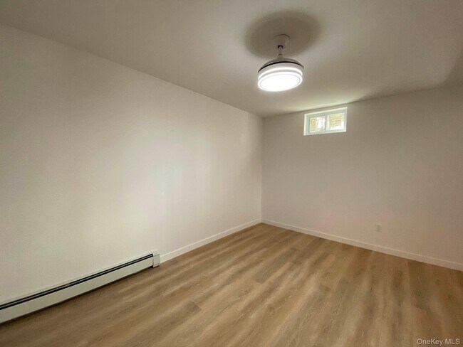 Foto del edificio - 43-44-44 165th St