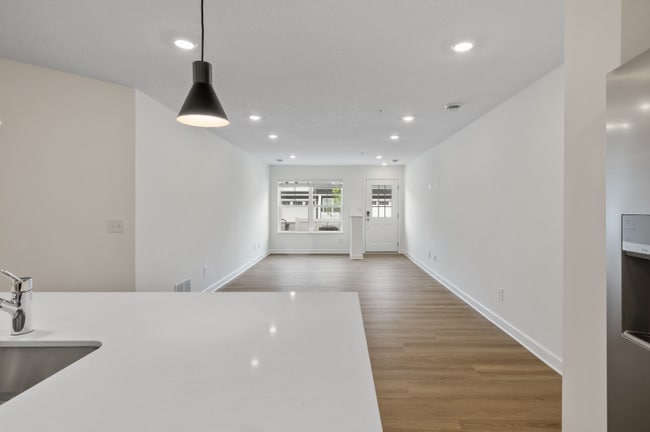 Building Photo - 14939 Adare Wy