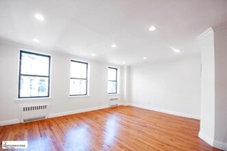Building Photo - 392 2nd St