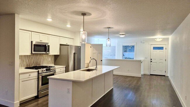 Foto del edificio - Beautiful Home in Champion Village, Sandy, OR!