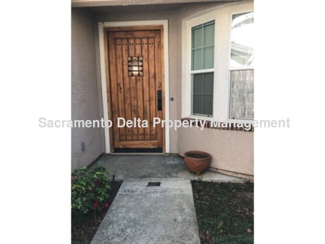 Foto del edificio - 261 Lanfranco Cir