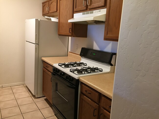 Foto del edificio - 3055 N Truwood Dr
