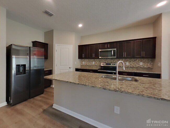 Foto del edificio - 16455 Blooming Cherry Dr