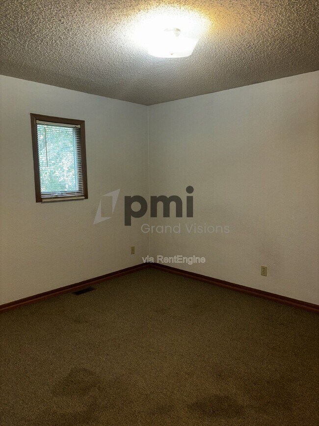 Foto del edificio - 1103 6th St