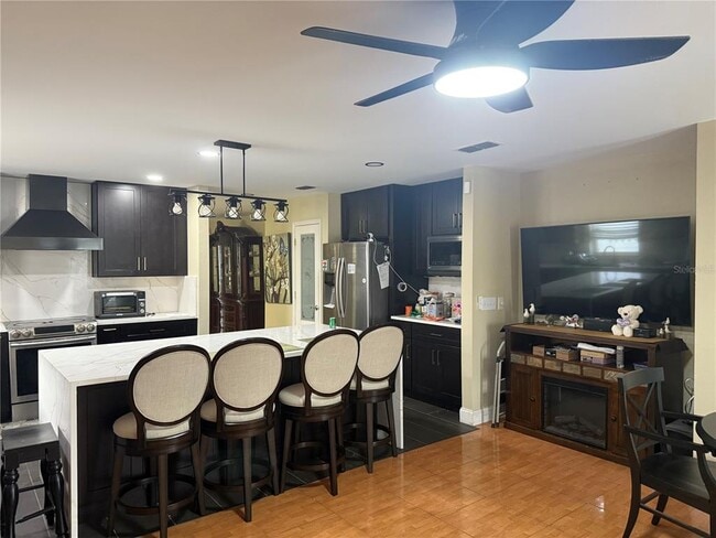 Foto del edificio - 725 Bristol Forest Way