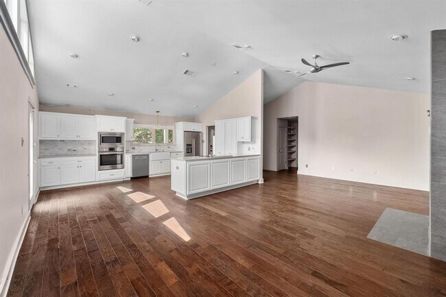 Foto del edificio - 2802 Warren St