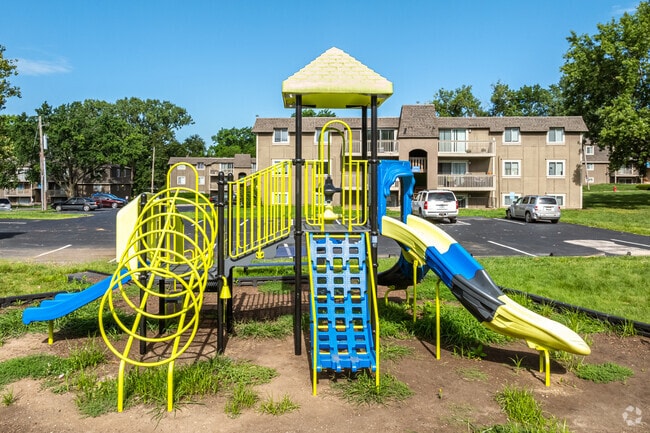 Concord Square Apartments - Área de juegos infantiles - Concord Sq Apartments
