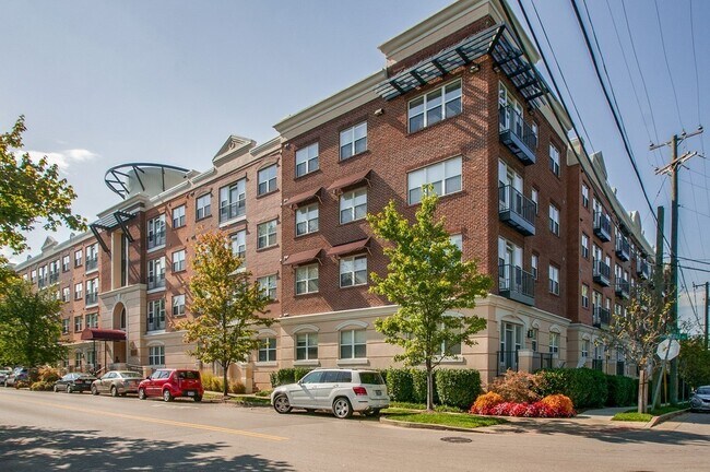 Edificio - 3000 Vanderbilt Pl