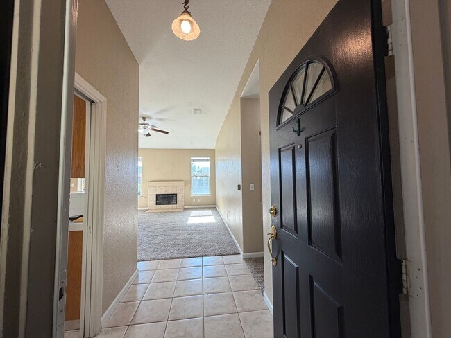 Foto del edificio - Single story home in Salida!