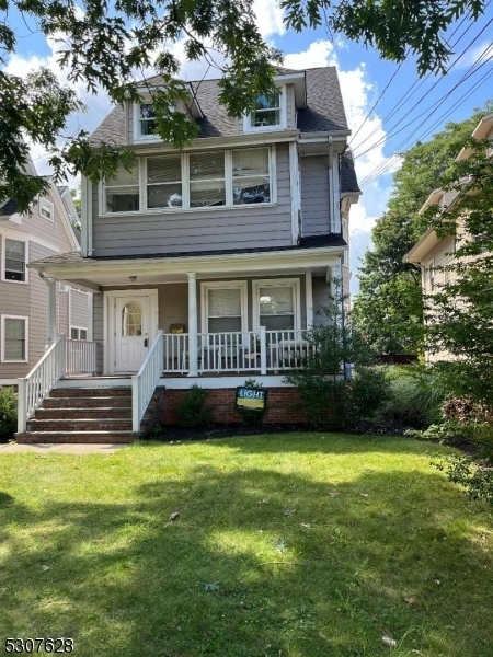 Primary Photo - 18 Summit Ave
