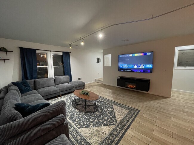 Foto del edificio - Rooms For Rent