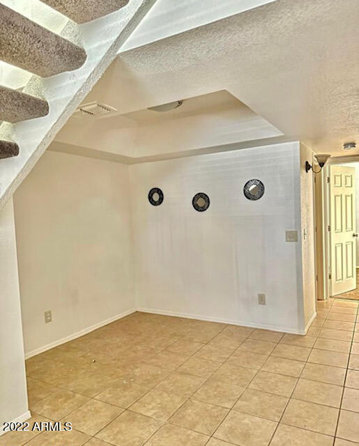 Building Photo - 170 E Guadalupe Rd