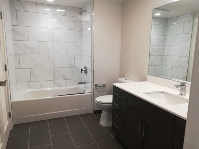 Building Photo - 262 Monsignor Obrien Hwy