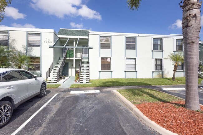 Foto del edificio - 7350 NW 18th St