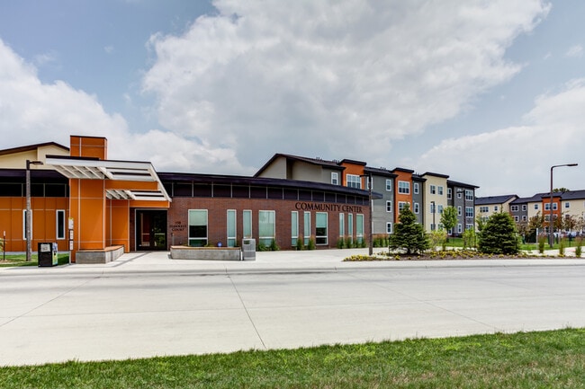 Building Photo - Aspire at West Campus(New)