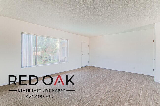 Foto del edificio - 8123 Langdon Ave